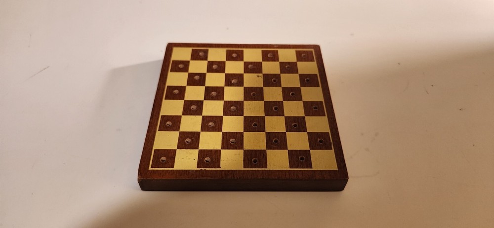 Vintage E.S. Lowe Bookshelf GameCheckers Backgammon, acey-ducey Leather case