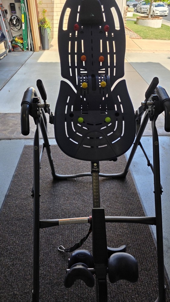 Teeter Hang UPS EP-960 Inversion Table With Back Pain Relief Kit