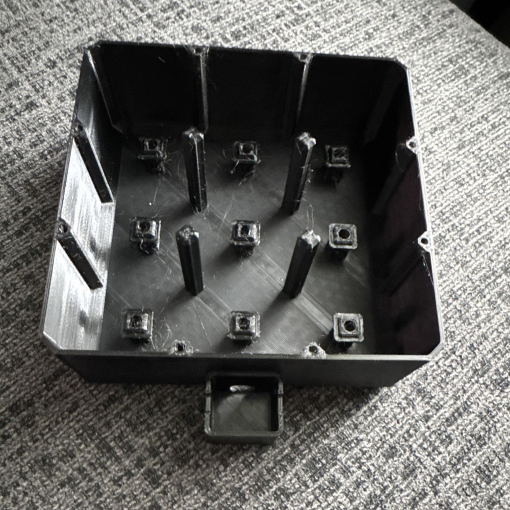 3D Printed Self-Watering Seed Starter - Designed by Quint