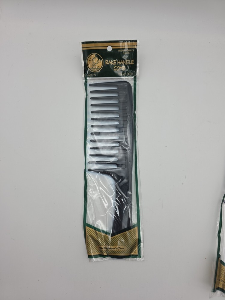 L.A girl BLACK Rake Handle Comb