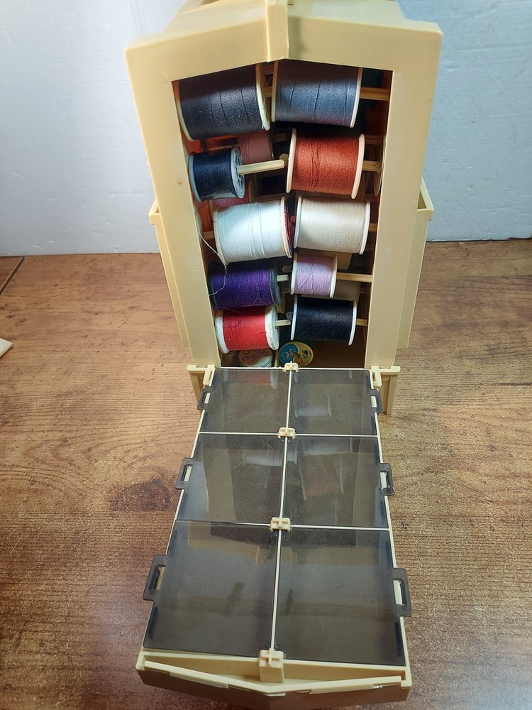 Vintage Folding Sewing Box Caddy 50 Spool Thread Bobbin Organizer