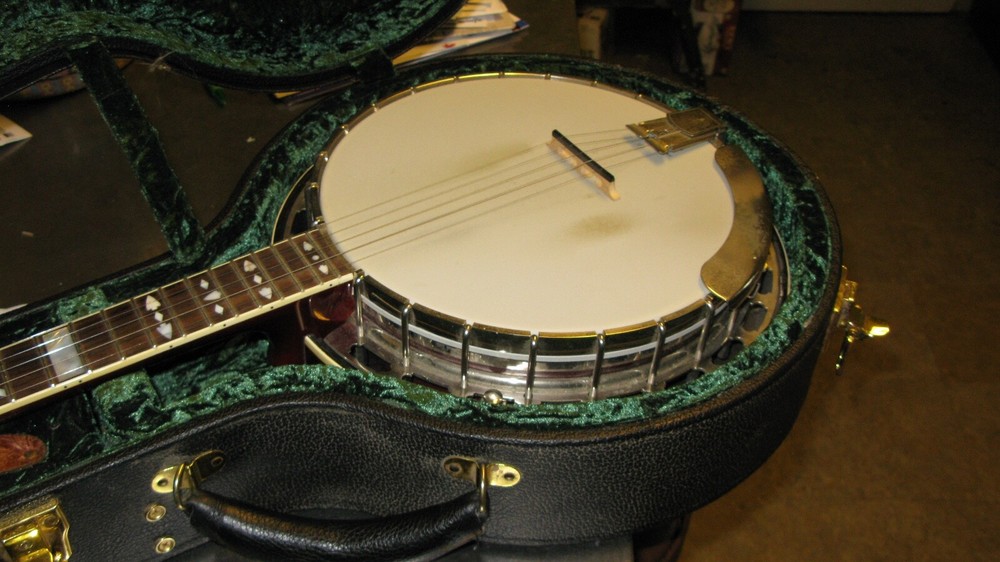  Flint Hill  FBH 300 5 String Bluegrass Banjo