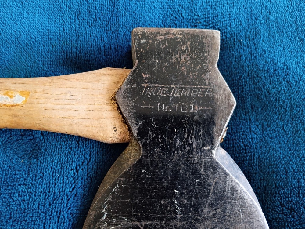 Vintage TRUE TEMPER TB1 Broad Hewing Hatchet Axe.