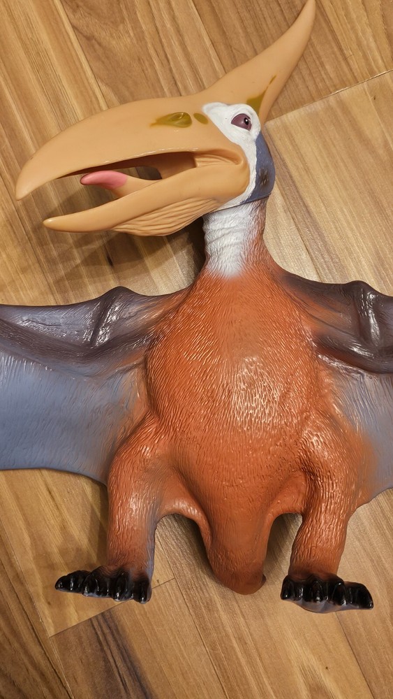 Pterodactyl Dinosaur Plastic Toy Model 13" x 17.5"