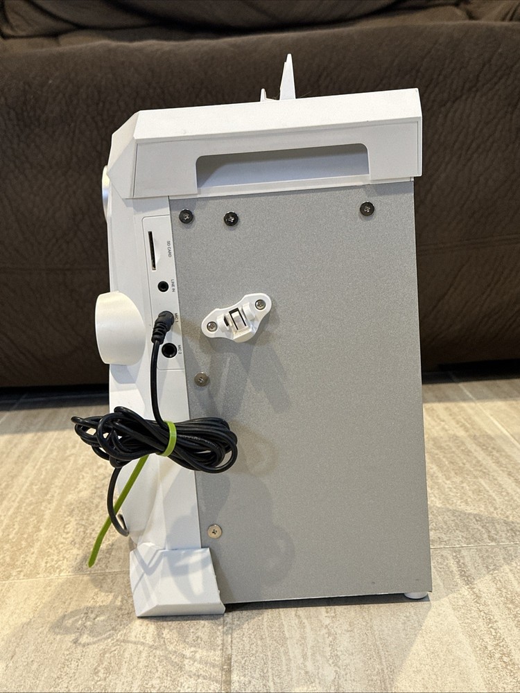 Karaoke Portable Singing Machine Bluetooth SDL485W-White - Missing Power Adapter