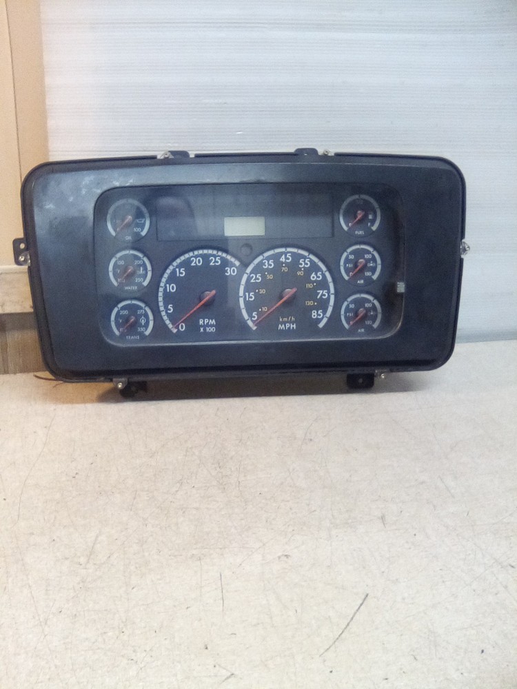 Freightliner Cascadia Speedometer Instrument Cluster