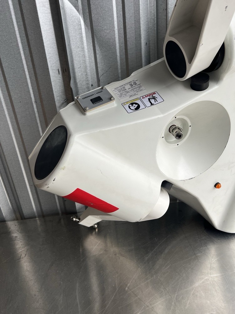 2017 Adept Omron Hornet 565 High Speed Picking Picker Robot