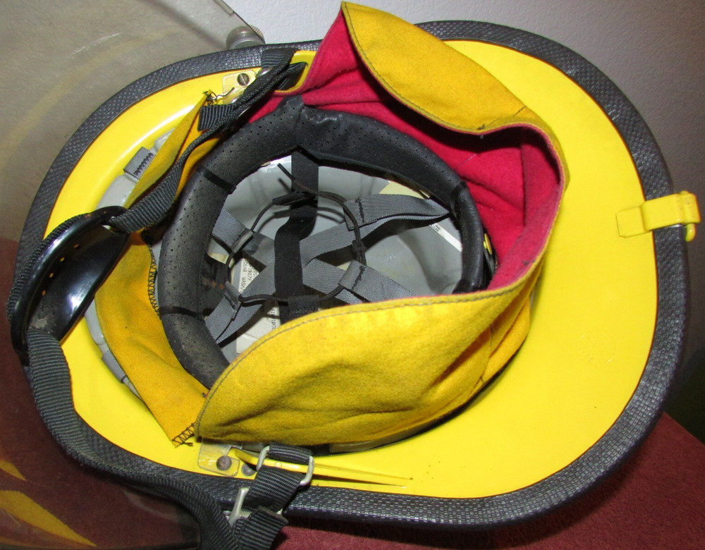 Cairns Bros. Engineer EMT Firefighter Helmet w/ Shield
