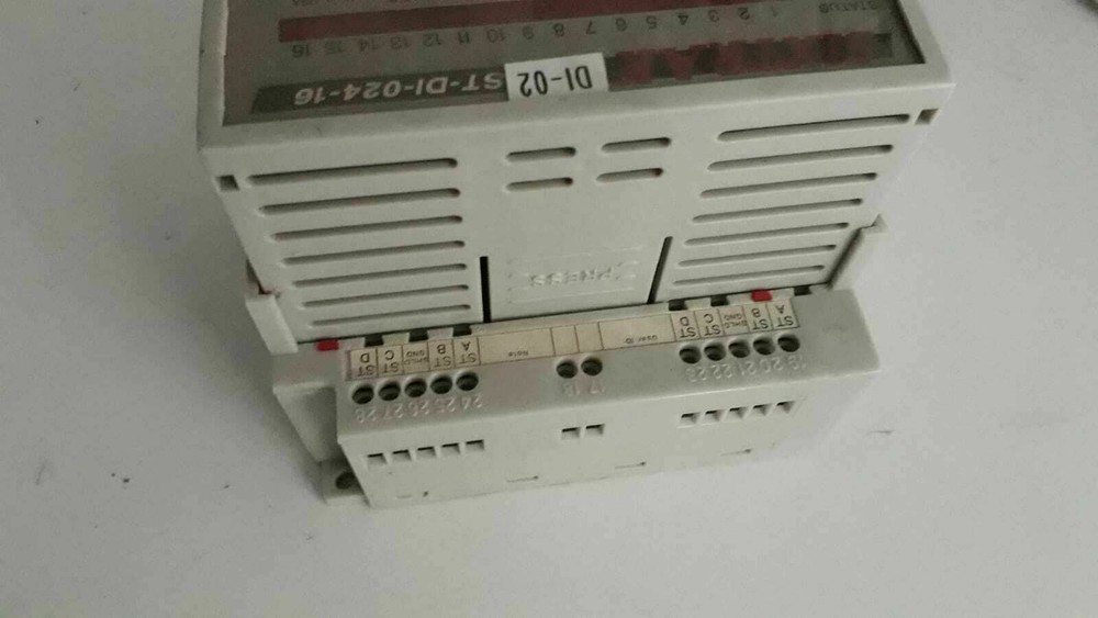 SIX TRAK ST-DI-024-16 INPUT MODULE DISCREET HIGH DENSITY