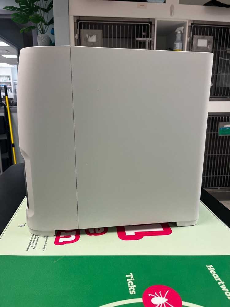 IDEXX Catalyst One Veterinary Chemistry Analyzer