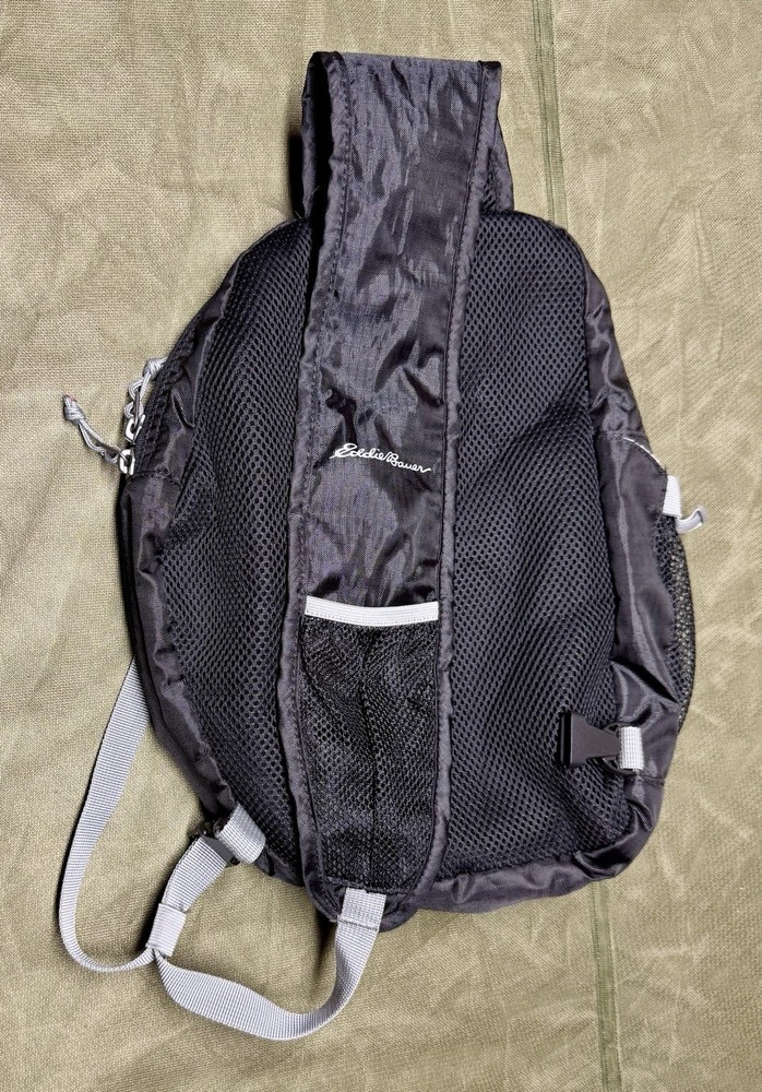 Eddie Bauer 10L Cruiser Sling Back Pack Black - Lightweight