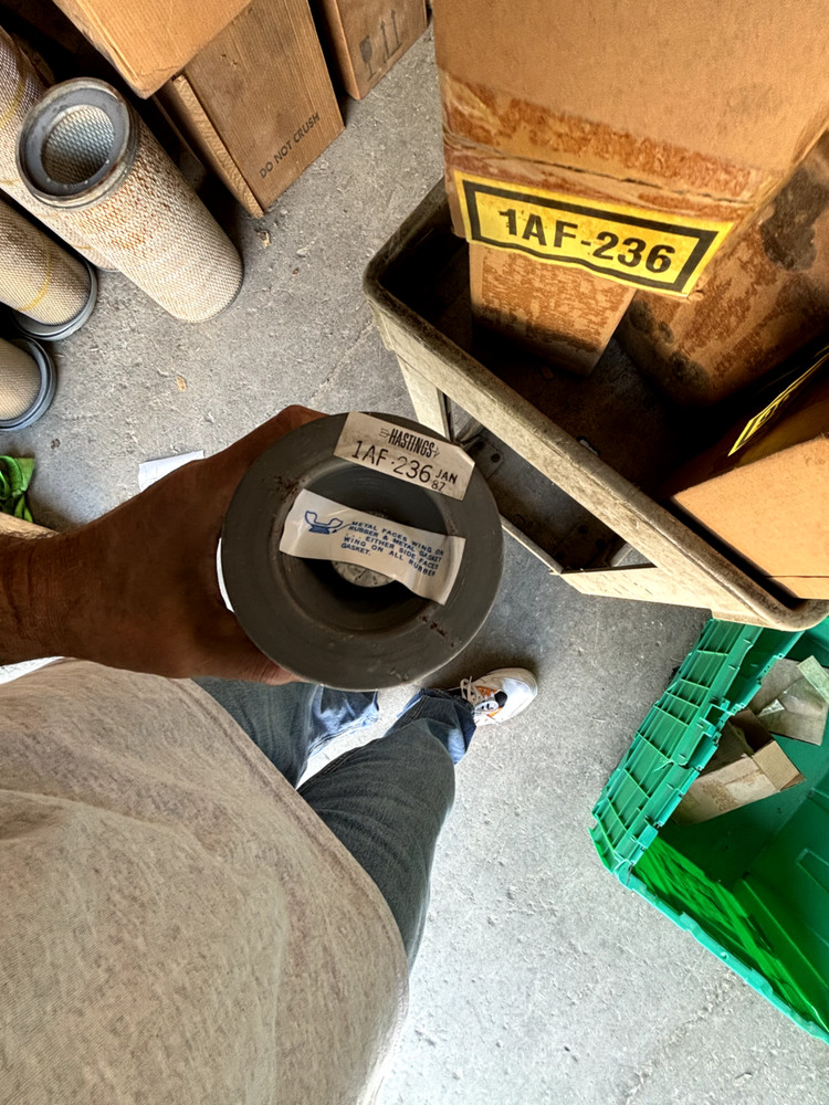 Hastings af236    "READ THE LISTING PLEASE" 9W.