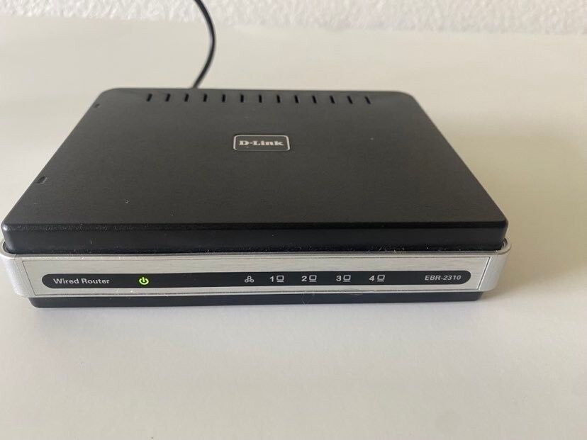 D-Link Network Switch -Model: EBR-2310 Router Box with Cat 7 Network cable 10 Ft