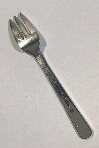 Hans Hansen Arvesolv No 17 Silver Pastry Fork