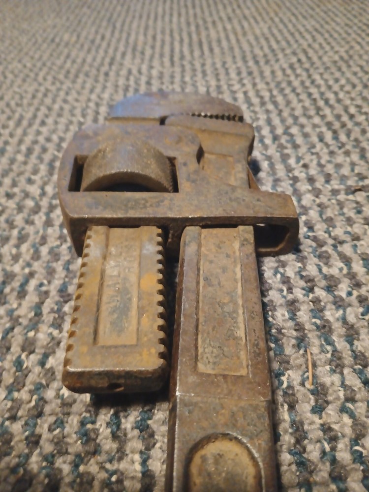 Two 2 VINTAGE Walworth 24" Genuine Stillson Pipe Monkey Wrenches Adjustable