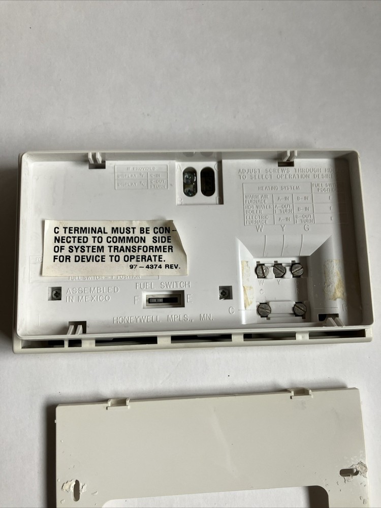 Honeywell 97-5207 REV A Programmable Thermostat