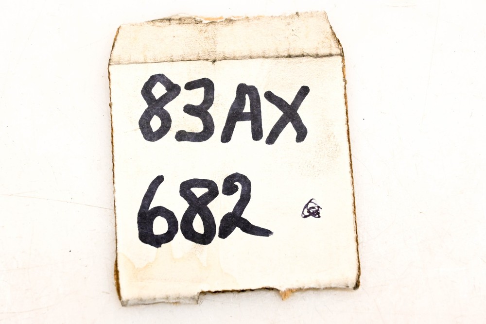 Mack 83AX682 Clamp NOS