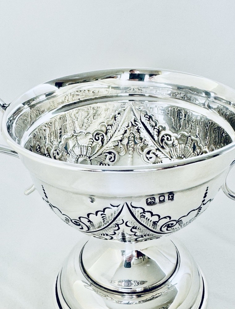 Solid Sterling Silver Twin Handled Cup London Fully Hallmarked 1932
