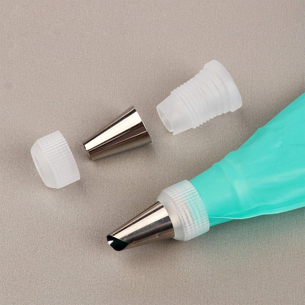 12 Pieces White Pastry Bag Coupler, Three different sizes Plastic Standard Coupl