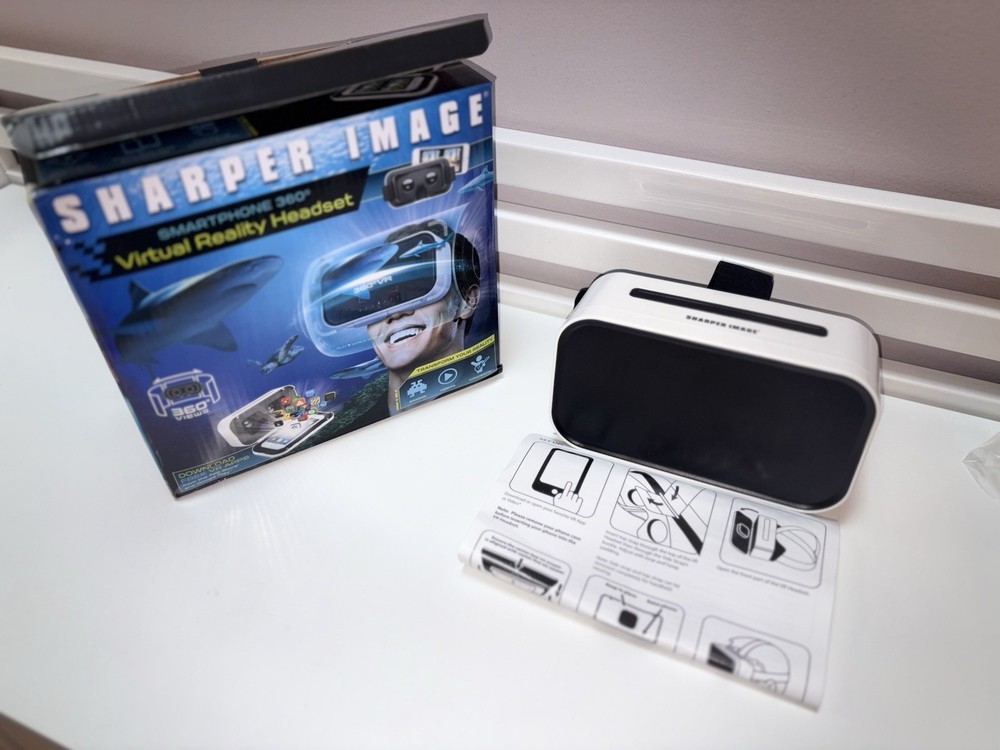 Sharper Image Smartphone 360 Degree Virtual Reality Headset - White