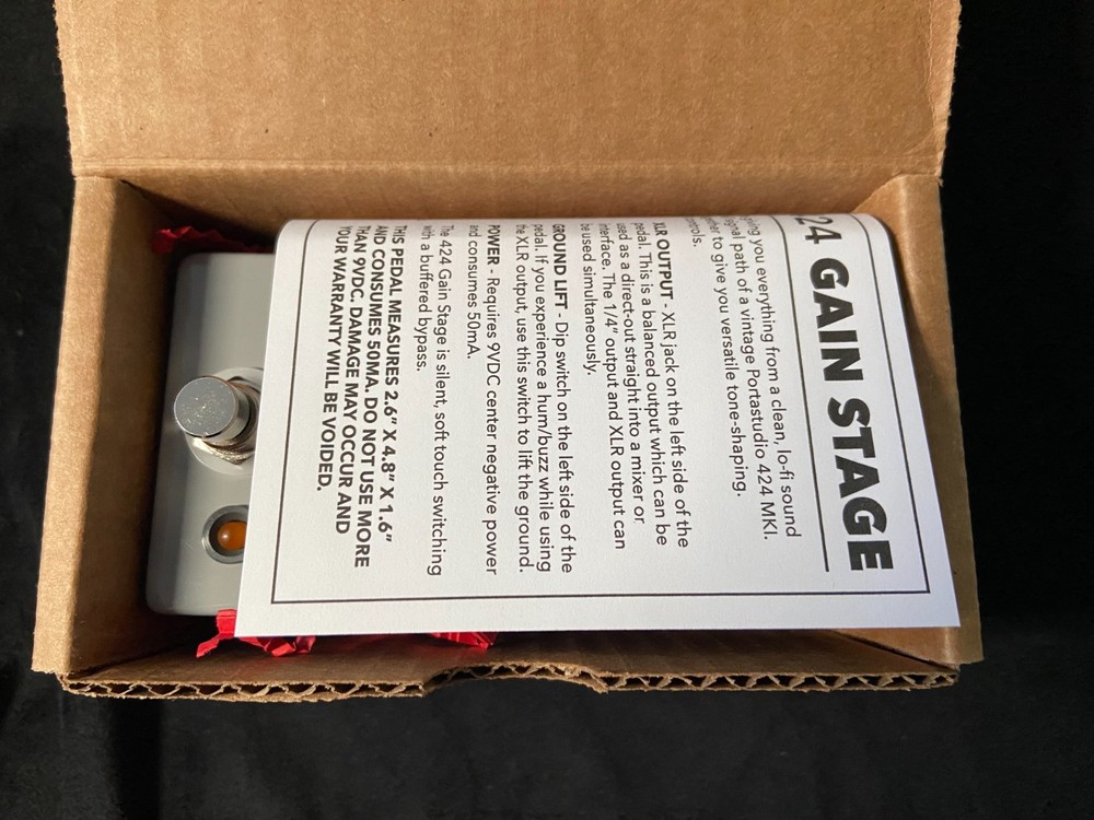 JHS 424 Gain Stage Pedal