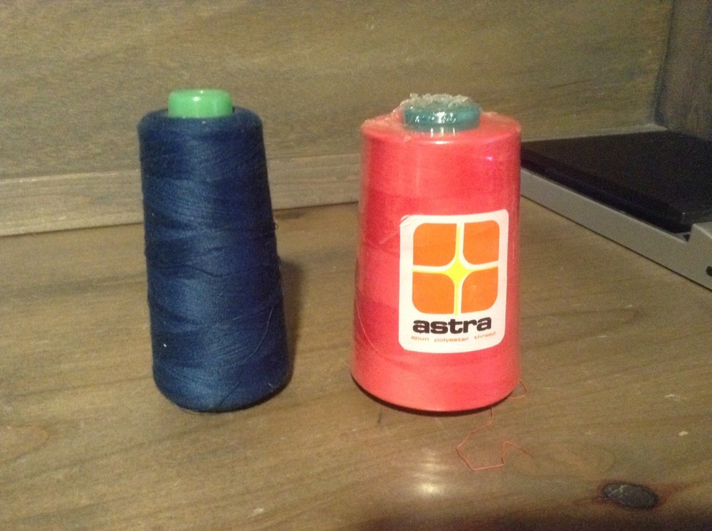 RED AND BLUE  THREAD CONES  SEWING THREAD ASTRA
