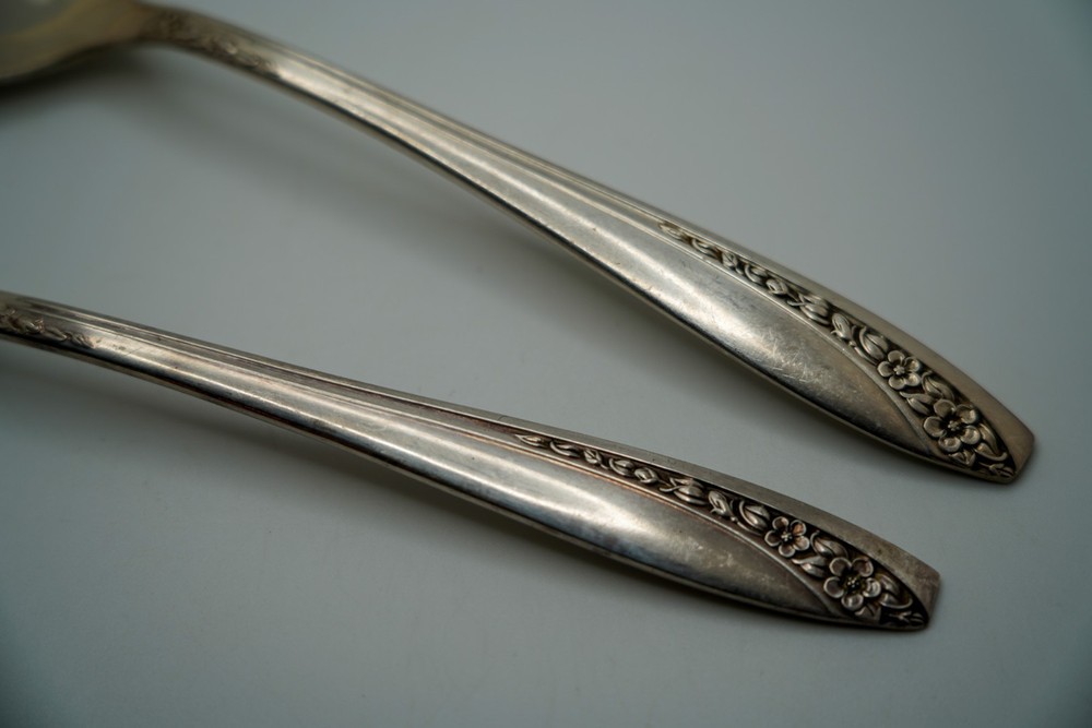 Vintage STARLIGHT by Wm Rogers 8.75" Cold Meat Fork