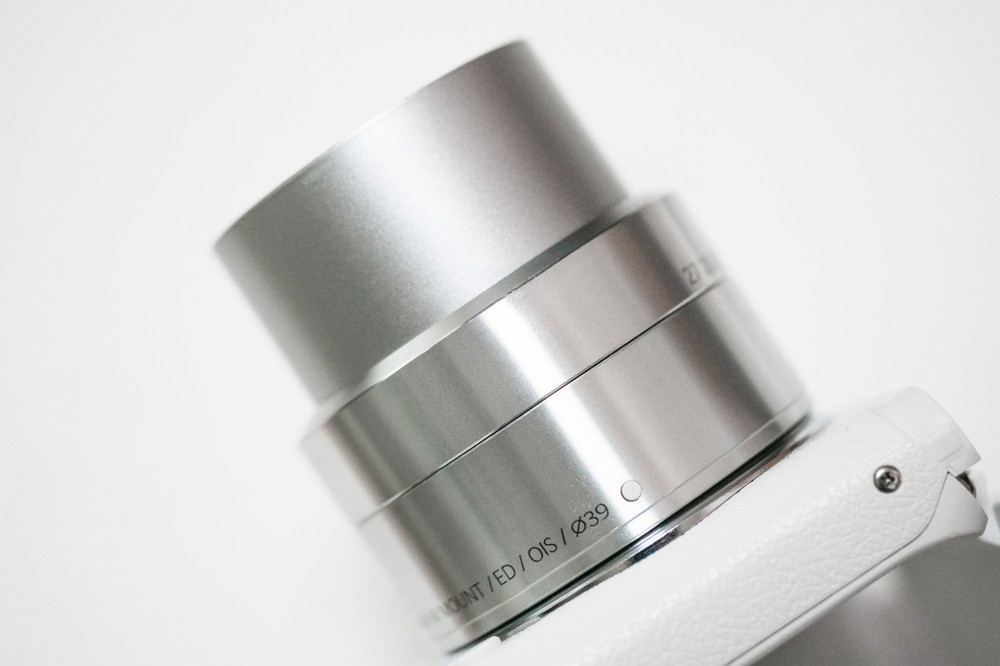 Samsung NX mini Camera [Read "Description"]