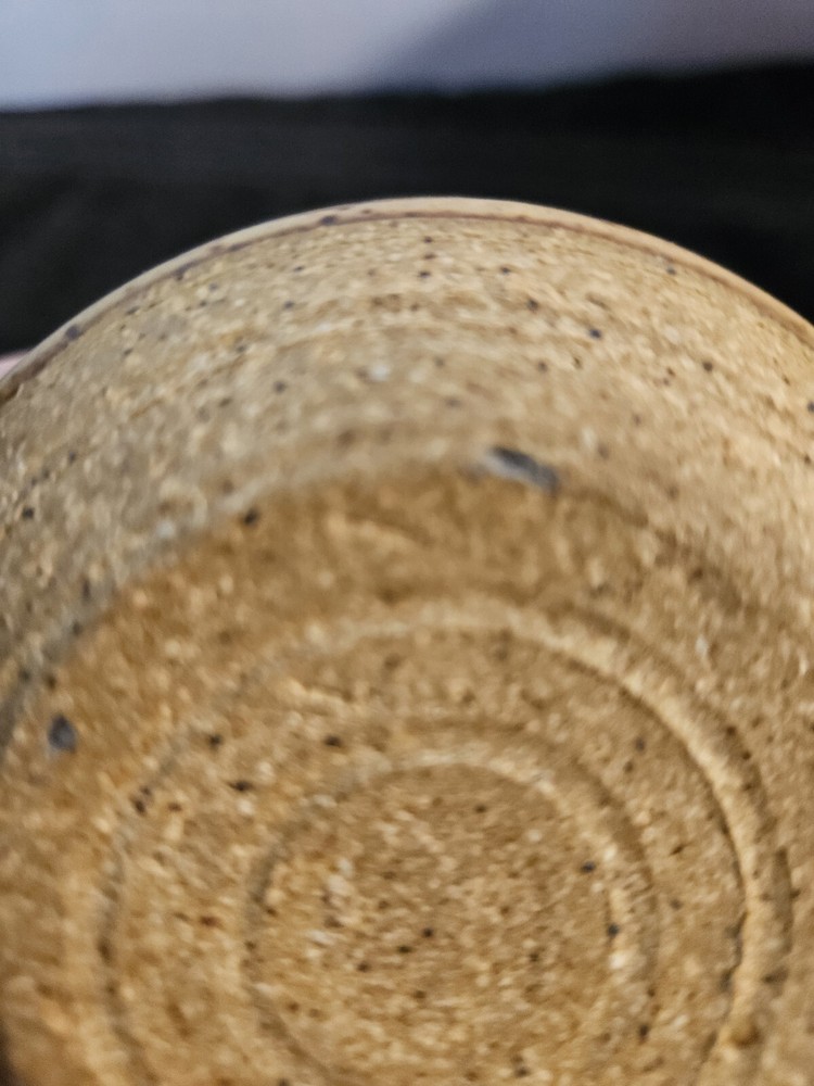 pottery vase vintage Chipped