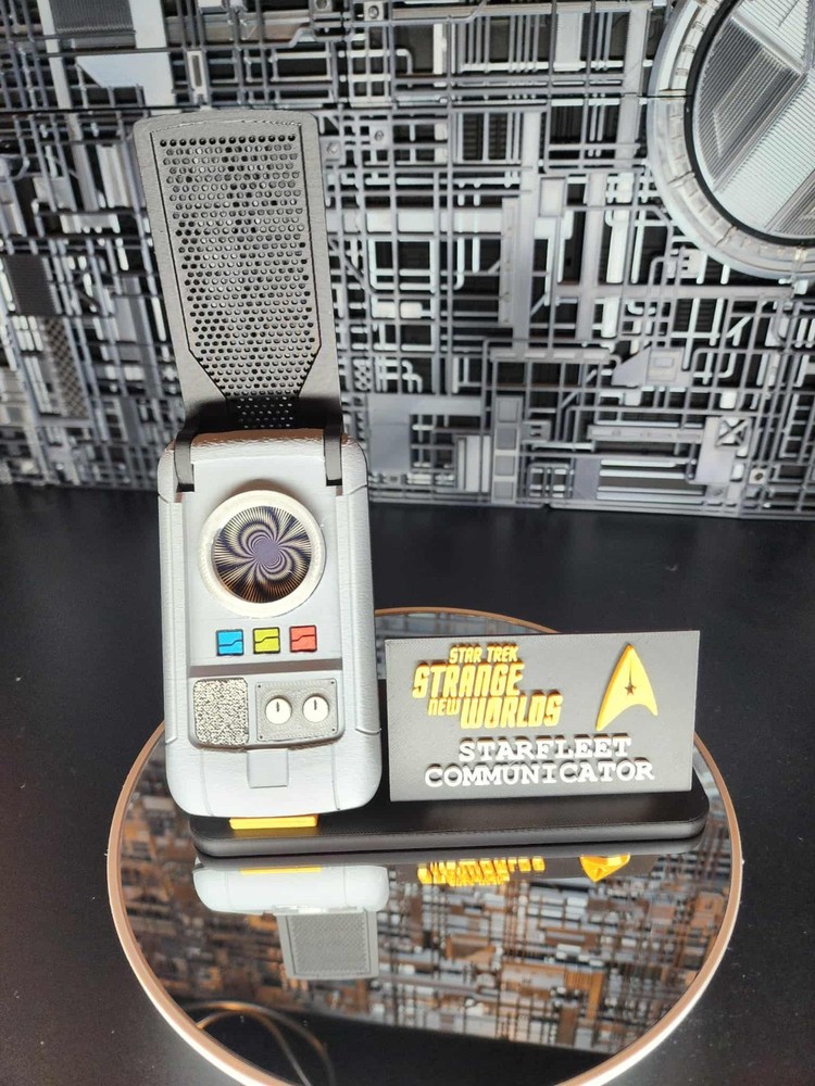 Star Trek Strange New Worlds Communicator Prop (UPDATED PRINT!) Grey Version