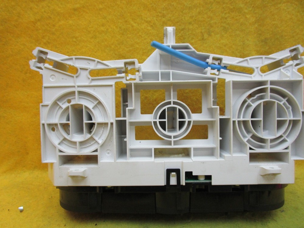 14 2014 Mazda 3 AC Heat Temperature Climate Control Switch