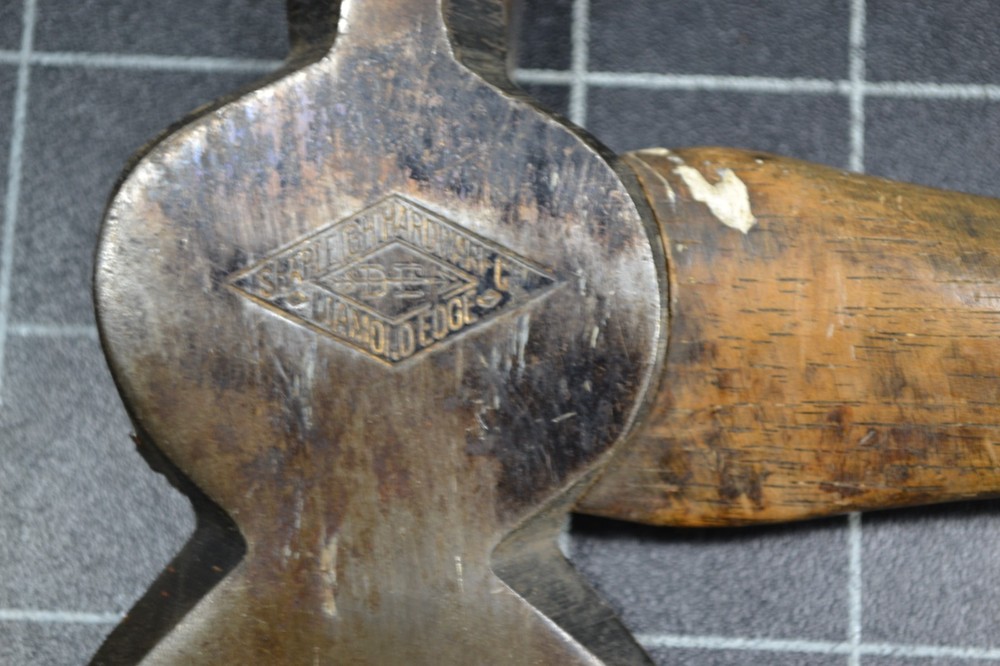 SHAPLEIGHS DIAMOND EDGE - HALF HATCHET - NICE LOGO ON HANDLE - ALL ORIGINAL