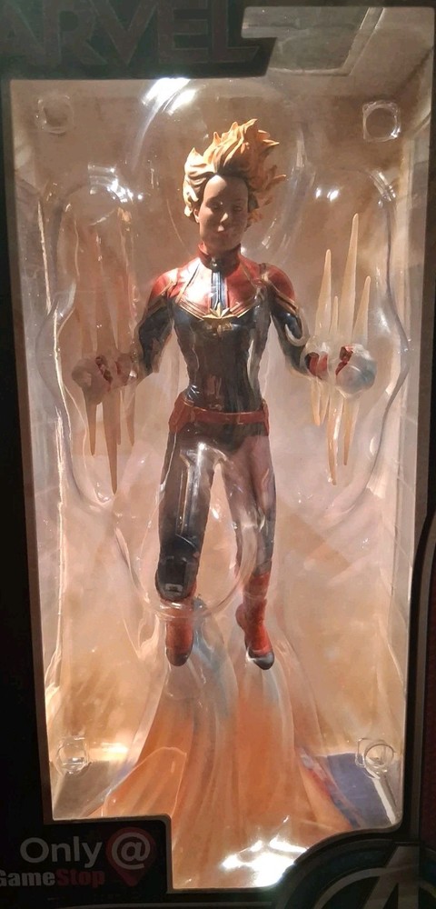 Marvel Comic Gallery Captain Marvel Binary Force Figure
