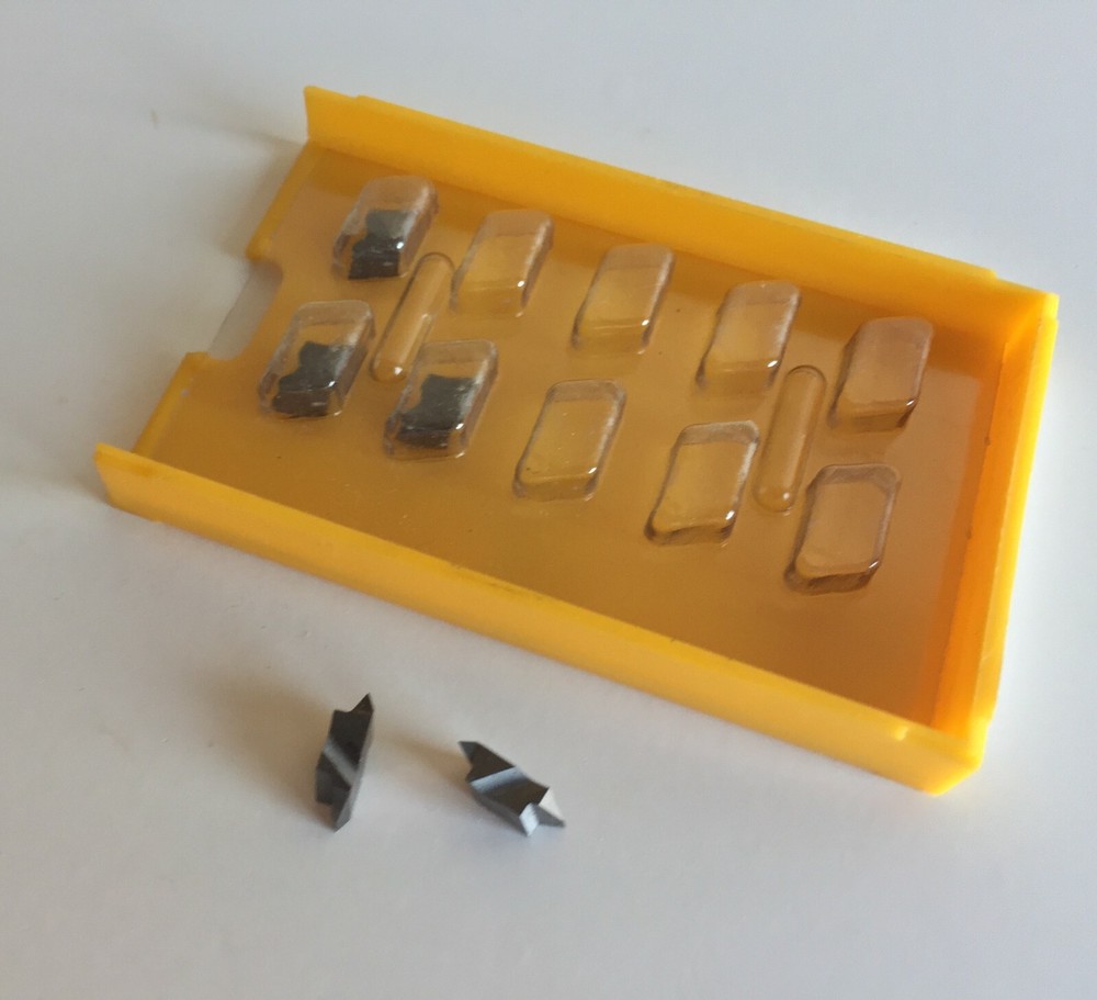 KENNAMETAL NTK2L THREADING KC68 INSERTS...(5) INSERTS AS SHOWN.