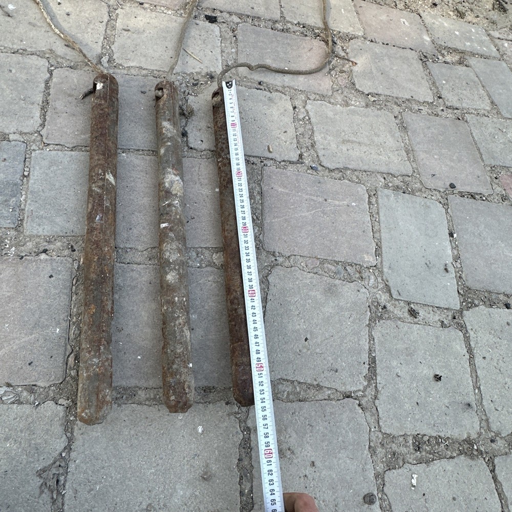 X 4 Vintage Cast Iron Sash Window Weights 4.2 Kg Each Ref Chap