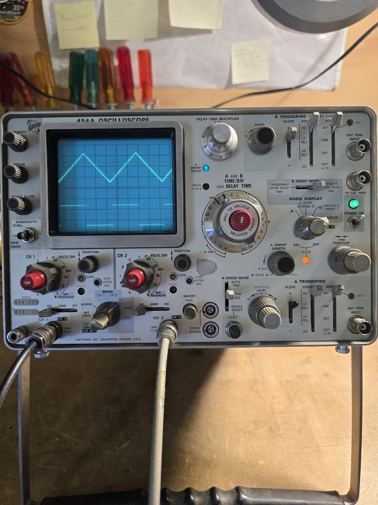 Tektronix 454A 2 Channel Oscilloscope