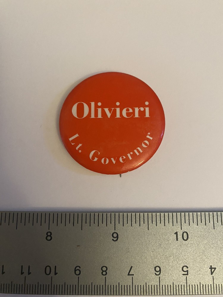 Vote Olivieri Lt. Governor Pin Back Button P160