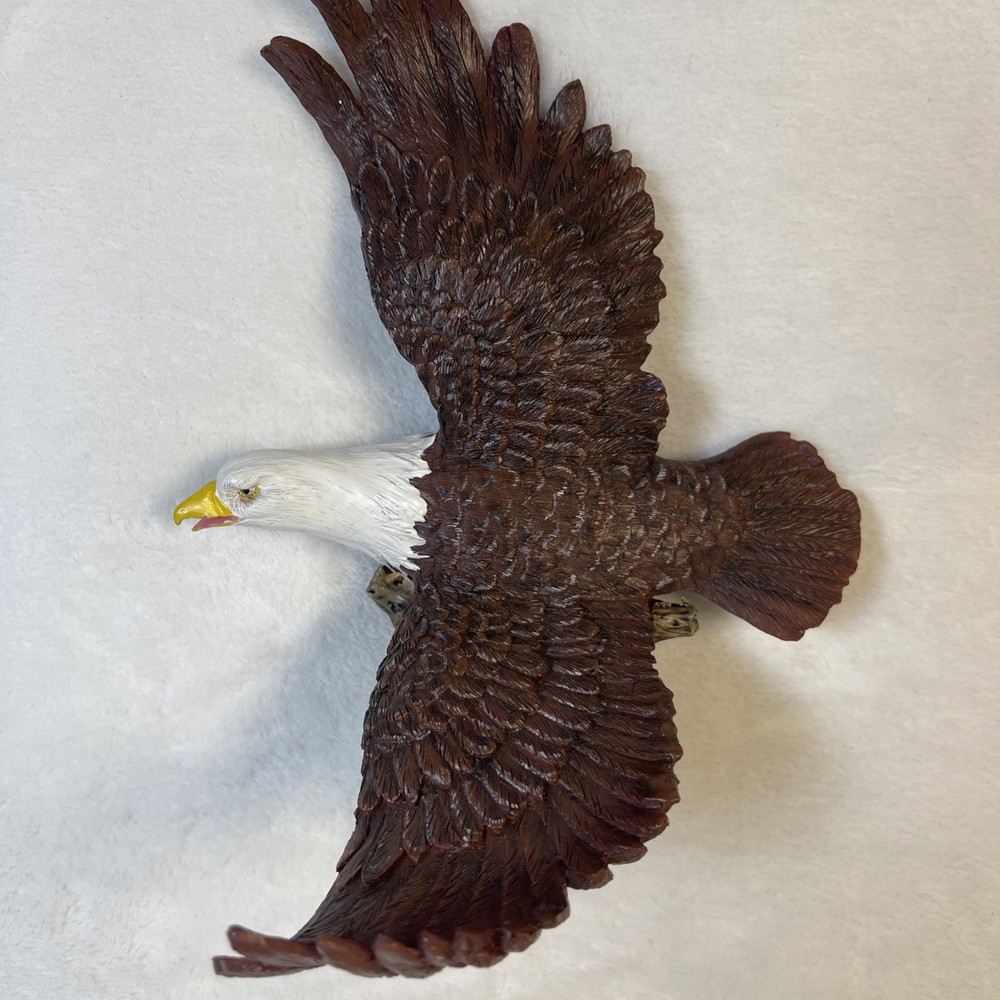 Nature’s Window Bald Eagle In Flight Resin Night Light Plug In 7” Wingspan