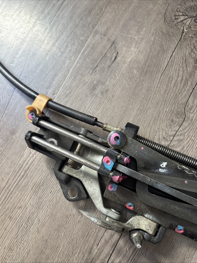 BMW E36 Convertible RIGHT Top Latch.