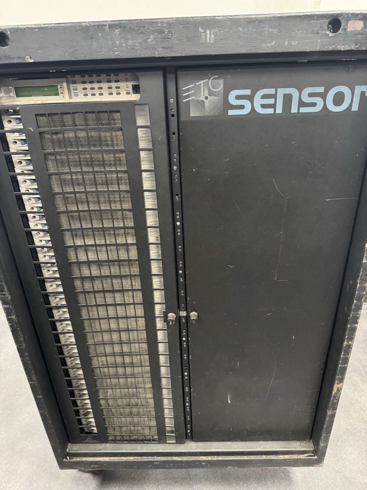 ETC Sensor Dimmer 48 Channel Light Stage Lighting Theater Rig - With Modules