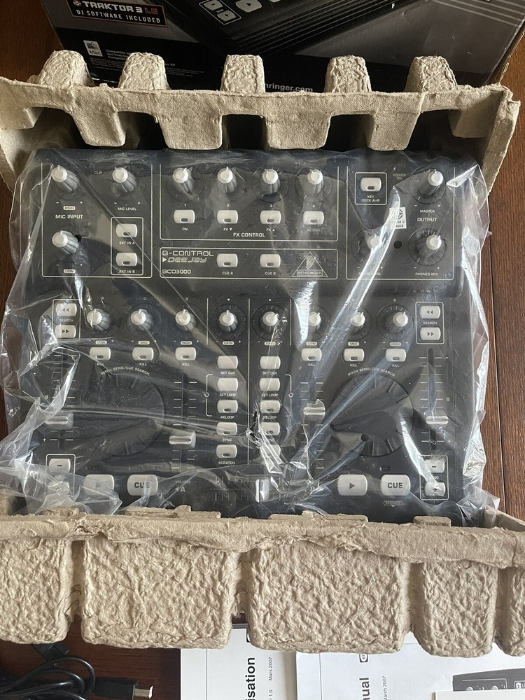 Behringer ~ BCD-3000 B-Control Deejay ~ 4-channel DJ Controller