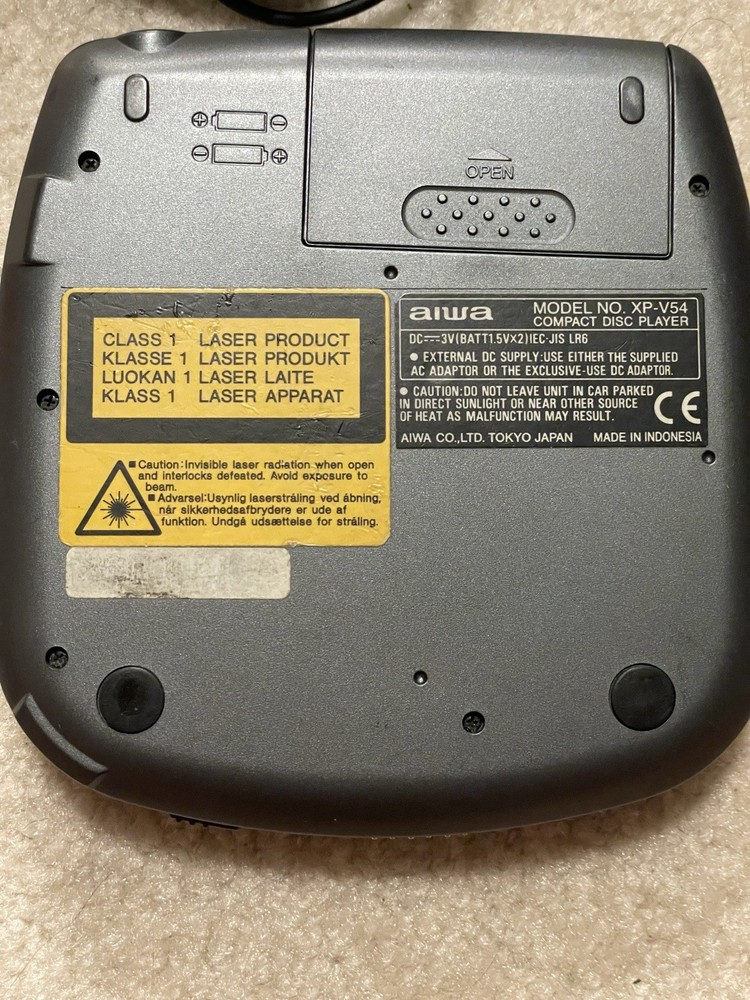 Aiwa XP-V54 CD Player