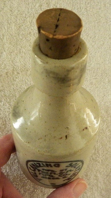 Vintage Vulcanizing Solution M&M Mfg. Co., Akron, Ohio Stoneware Bottle, Jug