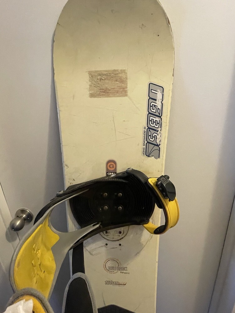 GNU Mervin MFG 161cm Snowboard - White (Plus Bindings)