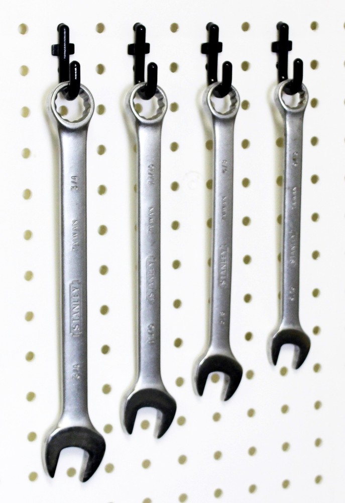 100 Pc. Kit - Black Locking Peg Hooks - Garage Tool Storage - Wall organizer New