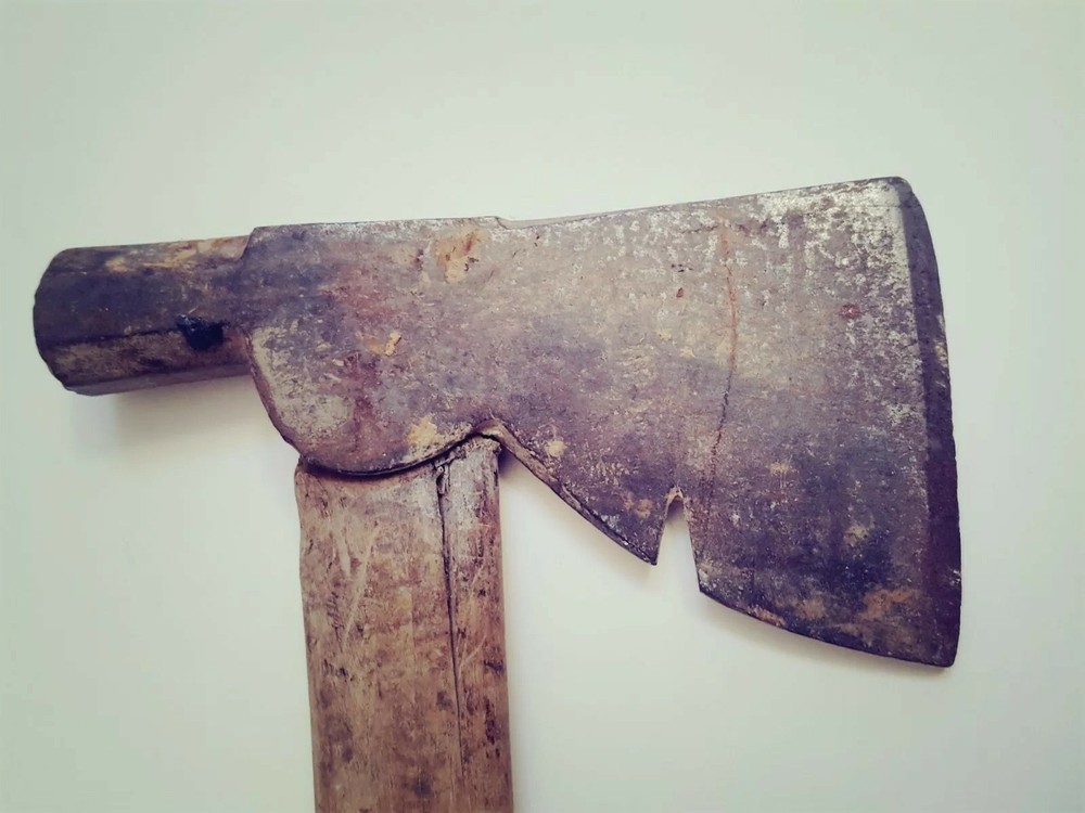 Antique Hatchet Hammer w/ Nail Pull - Charleston VA USA
