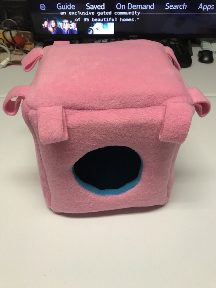 Custom Order: 9” FOAM CUBE HOUSE (Suitable for Rats/Chinchilla/Ferrets)
