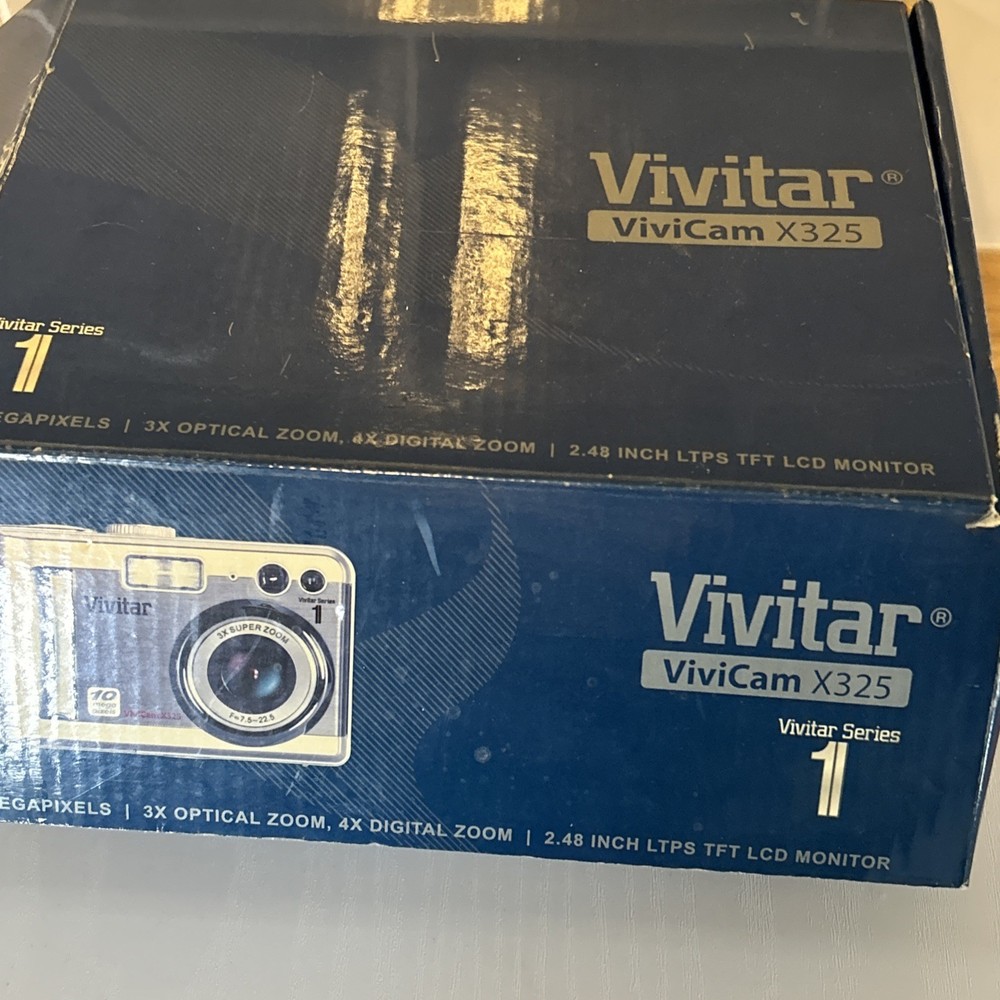 Vivitar ViviCam X325 10.0MP Digital Camera - Silver