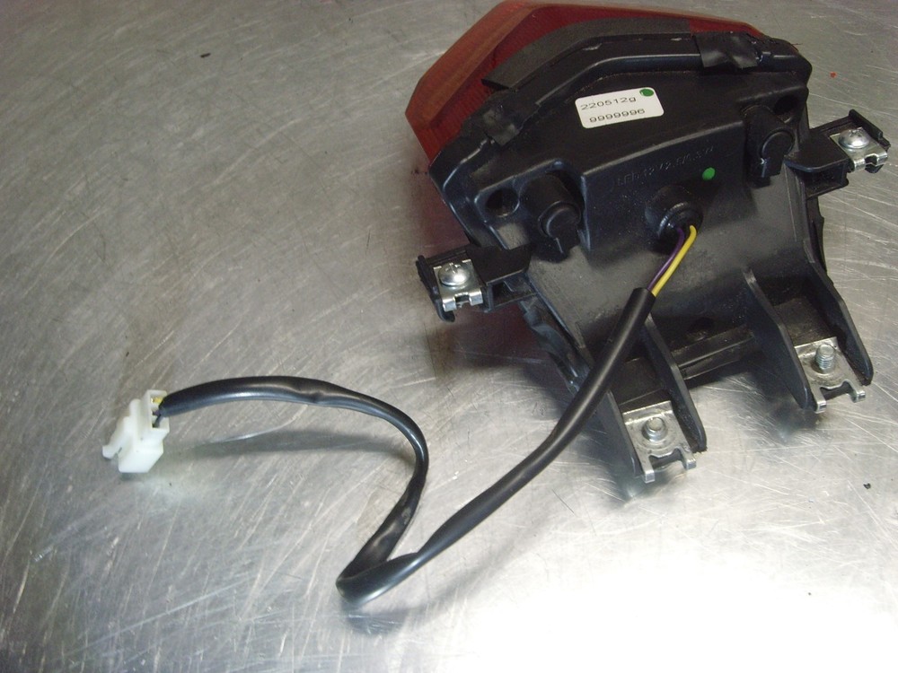 BENELLI BN 125 2022 REAR BRAKE TAIL LIGHT