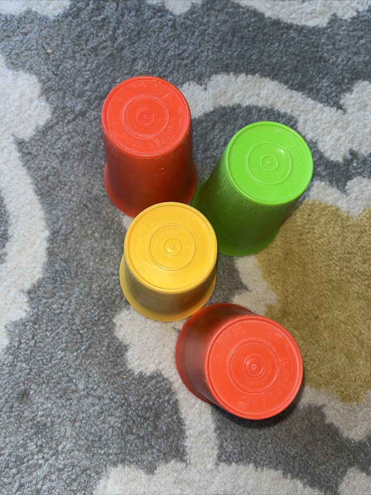 tupperware vintage cups 4